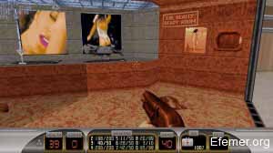 Девушка на экране телевизора в игре Duke Nukem 3D: Megaton Edition