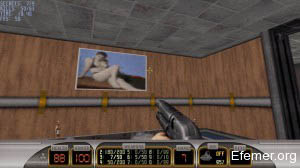 Фото девушки на стене Duke Nukem 3D: Megaton Edition