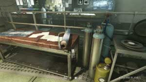 Лежащая на столе карта уровня «Молот Евы», Wolfenstein II