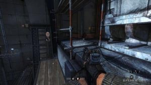 Золотой браслет, лежащий возле водостока, Wolfenstein: The New Order