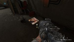 Запись «Tapfrer Kleiner Liebling», лежащая на полу, Wolfenstein: The New Order