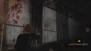 Личинка насекомого №6, сидящая на стене, Resident Evil Revelations 2