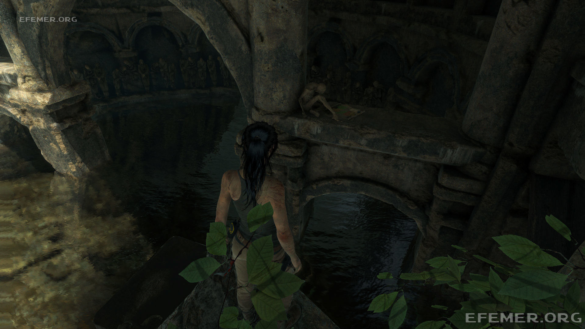 Арка, на которой лежит карта архивариуса, Rise Tomb Raider