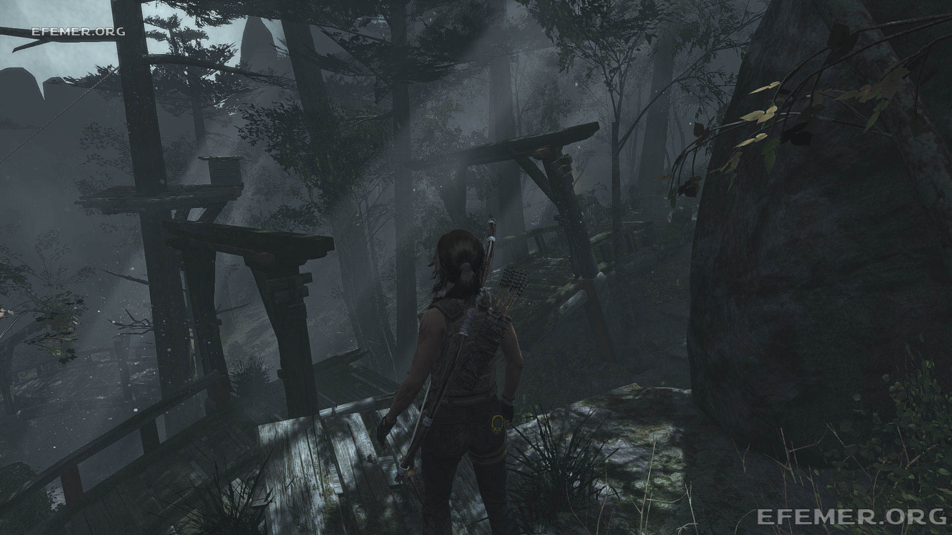 Балка, с которой можно добраться к карте, Tomb Raider 2013