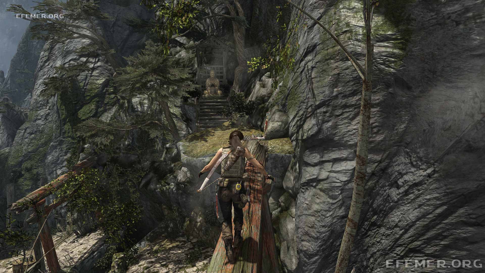 Красные ворота, по которым можно добраться до статуи №7, Tomb Raider 2013