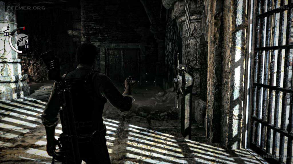 Двери обитые металлом как ориентир для ключа, The Evil Within 1