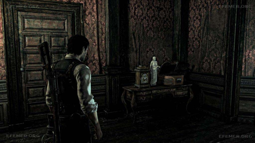 Статуэтка с ключом, стоящая на комоде, The Evil Within 1