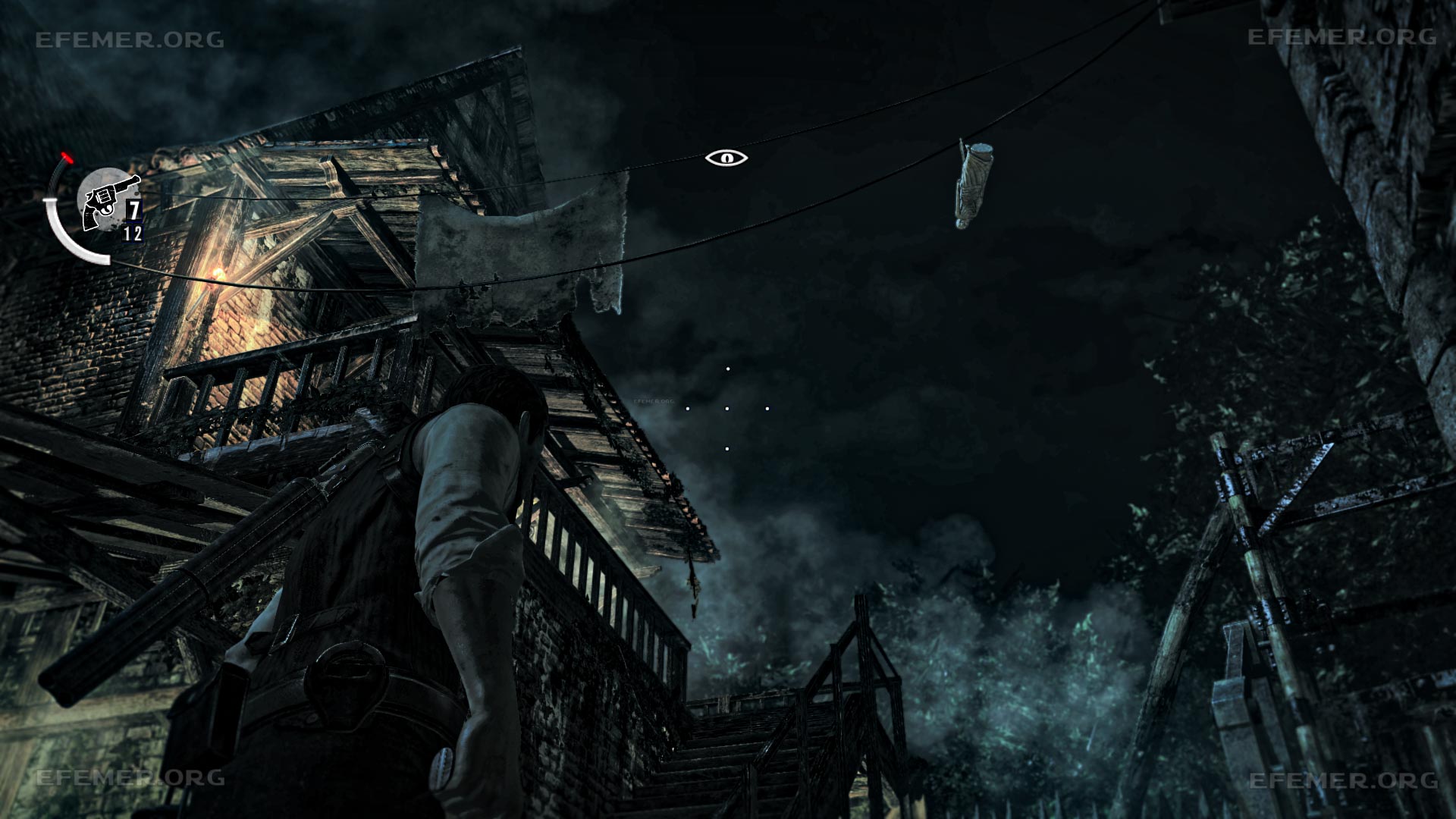 Фигурка с ключом, закреплённая на проводе, The Evil Within 1