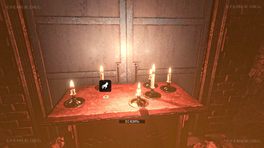 Слайд лежащий среди свечей, The Evil Within 2