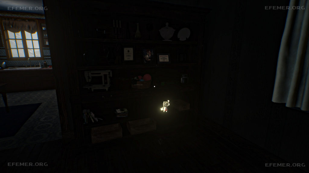 Игрушка «Сейфоголовый», стоящая в серванте, The Evil Within 2