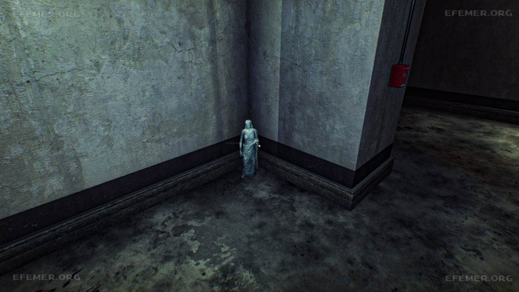 Фигурка с ключом, стоящая в углу, The Evil Within 2