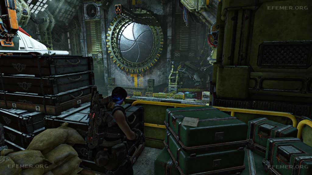 Приказ майора Толи лоялистам, лежащий на ящиках, Gears 5