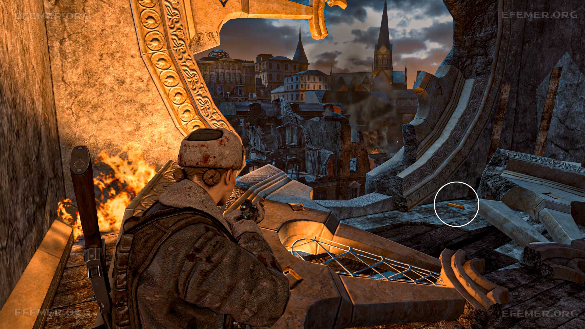 Золотой слиток №9, лежащий возле разбитого витража, Sniper Elite V2 Remastered